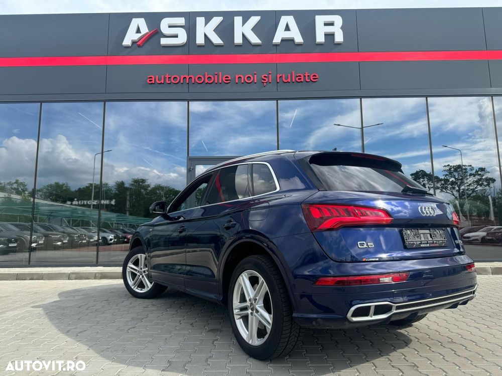 Audi Q5 55 TFSIe quattro S tronic S line - 9
