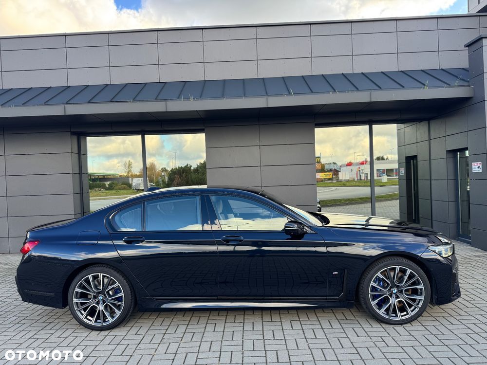 BMW Seria 7 2021 photo 3