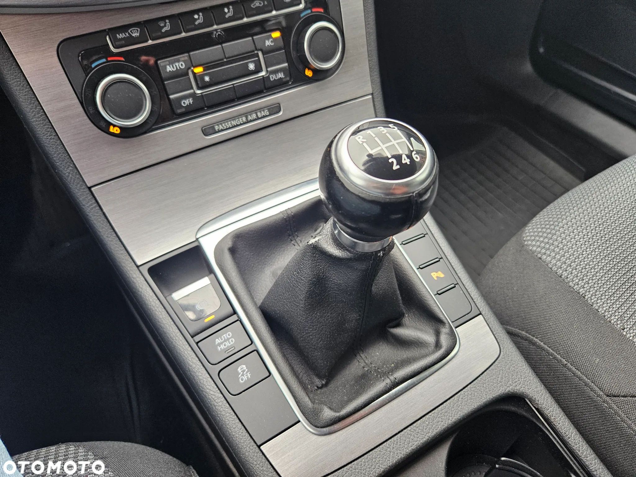 Volkswagen Passat 1.8 TSI Comfortline - 8