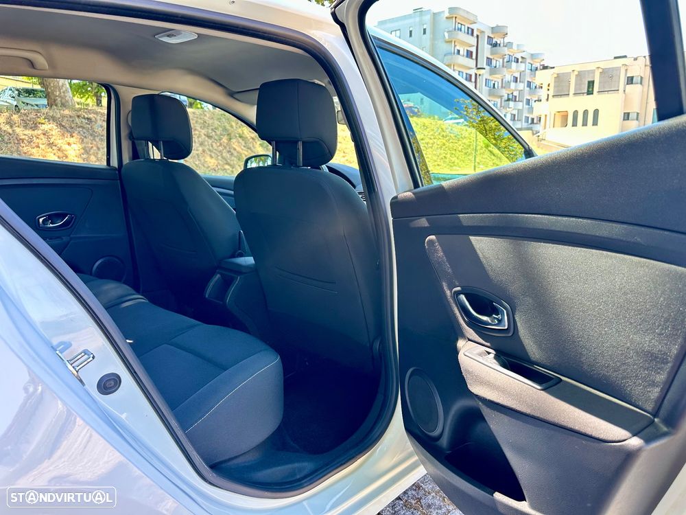 Renault Mégane 1.5 dCi Dynamique - 22