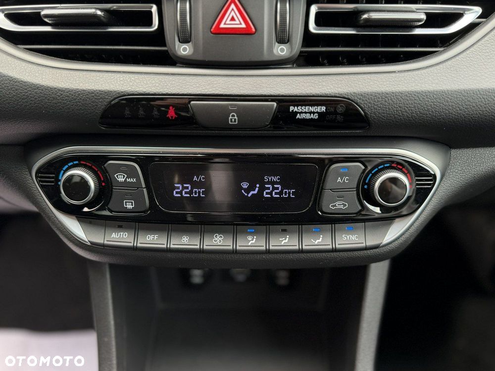 Hyundai i30 - 22