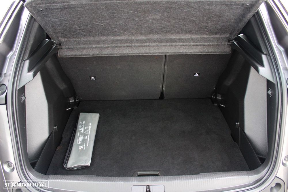 Peugeot 2008 1.2 PureTech GT - 22