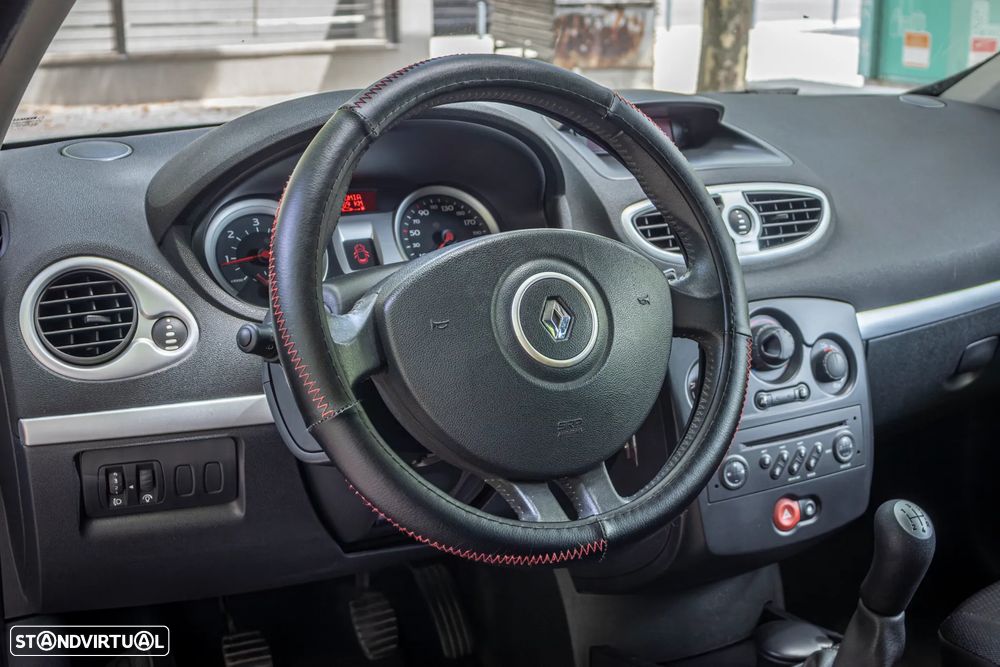 Renault Clio 1.5 dCi Dynamique - 7