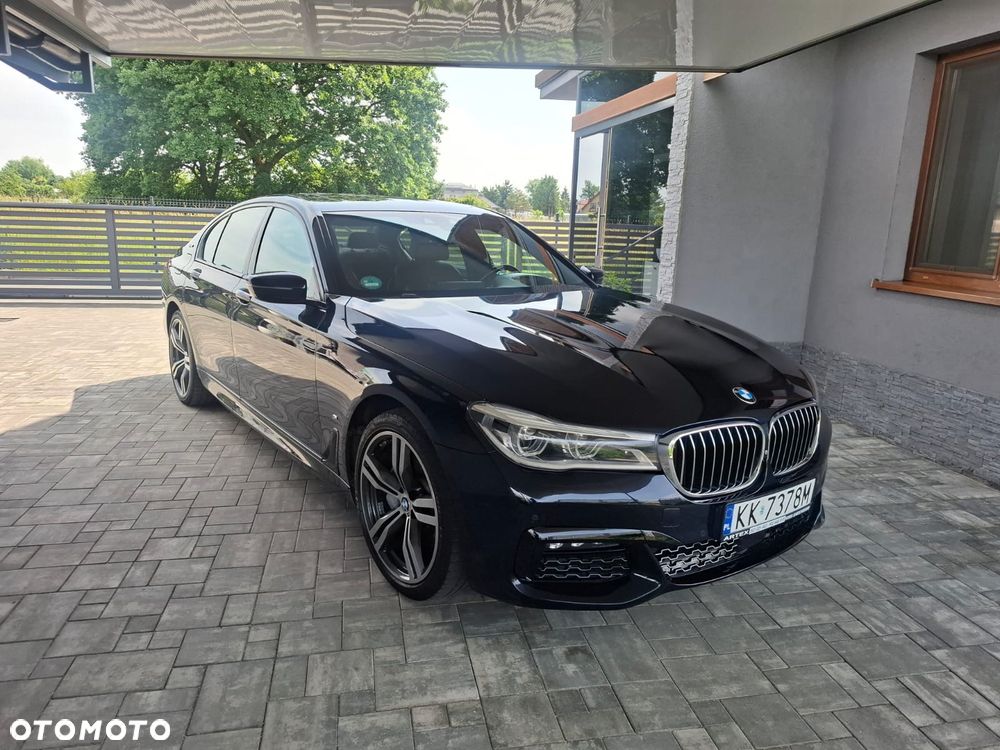 BMW Seria 7 740e iPerformance - 7