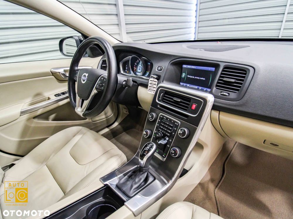 Volvo S60 2.5 T5 - 16