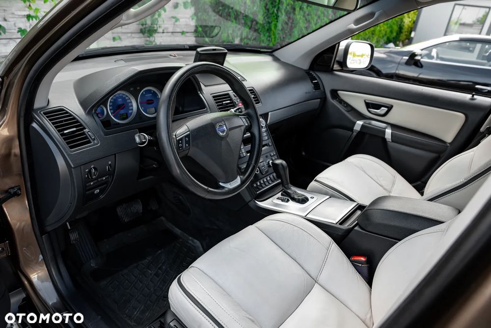 Volvo XC 90 D5 AWD Geartonic RDesign - 16