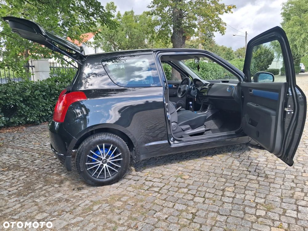 Suzuki Swift - 3