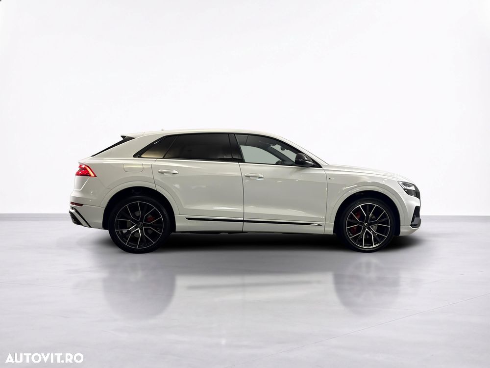 Audi Q8 55 TFSI quattro Tiptronic MHEV - 7