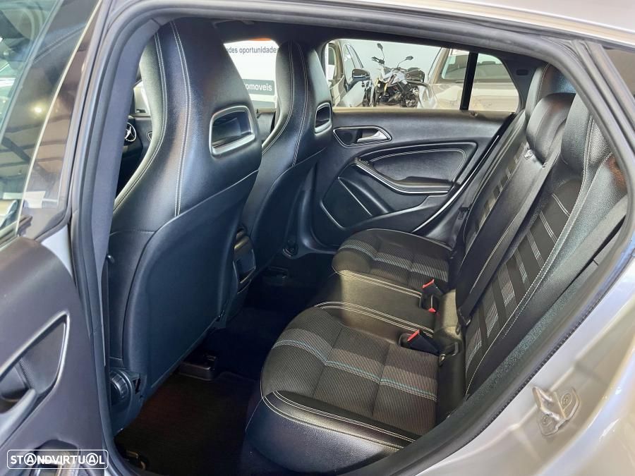 Mercedes-Benz CLA 180 d Shooting Brake Urban Aut. - 24
