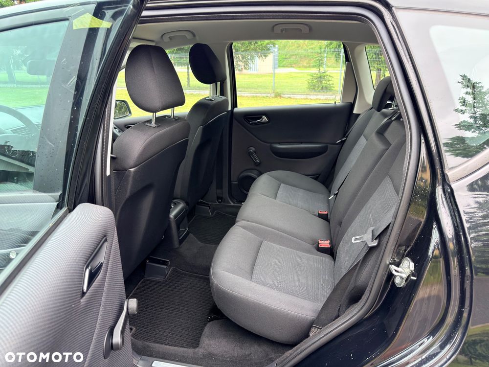 Mercedes-Benz Klasa A 160 BlueEFFICIENCY Avantgarde Special Edition - 18