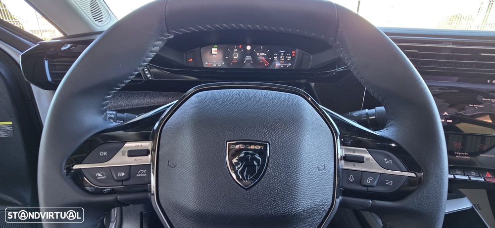Peugeot 408 1.2 PureTech Allure Pack EAT8 - 36
