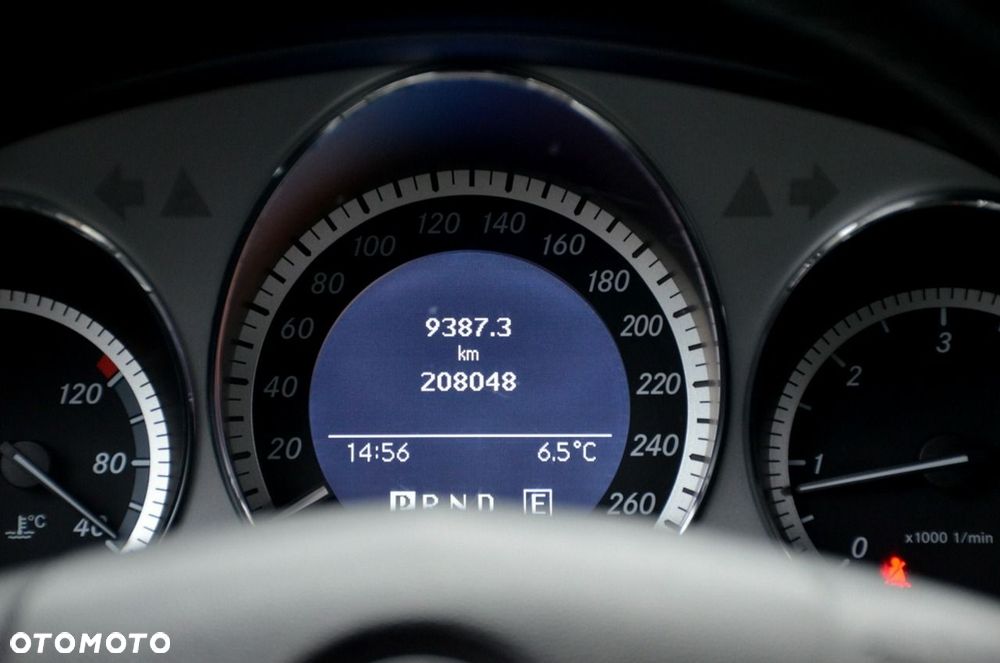 Mercedes-Benz GLK - 35
