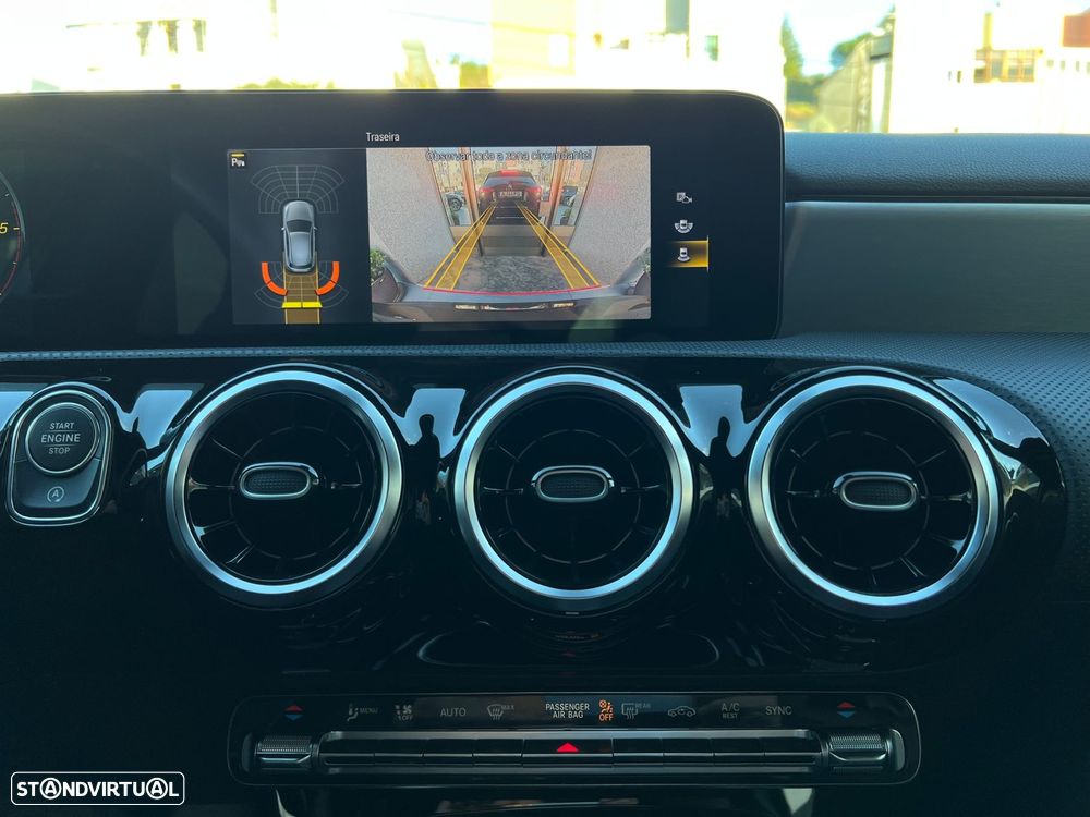 Mercedes-Benz A 180 d AMG Line - 18