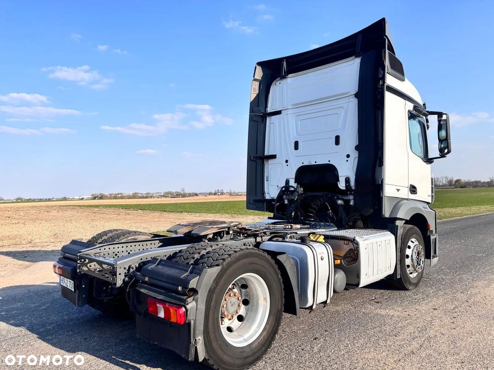Mercedes-Benz ACTROS - 4