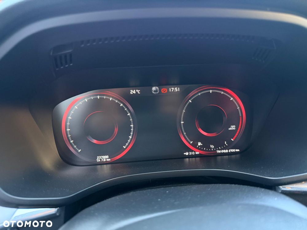 Volvo XC 60 D4 AWD Geartronic Momentum - 19