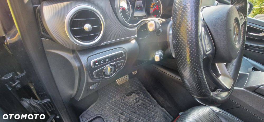 Mercedes-Benz Klasa V - 14