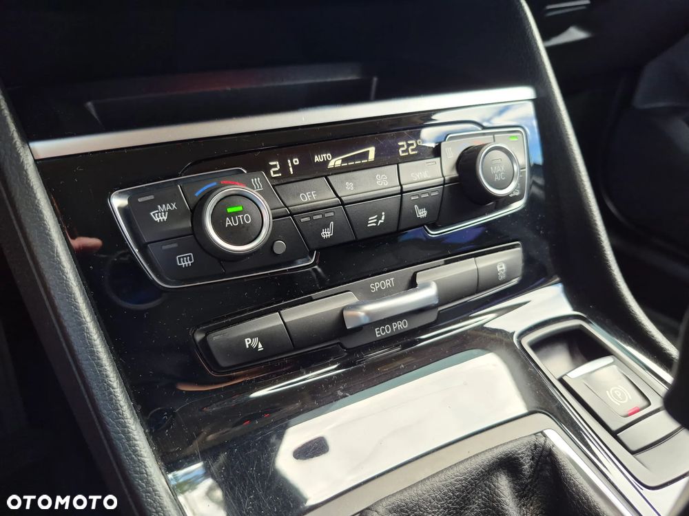 BMW Seria 2 220d xDrive Sport-Aut Luxury Line - 17