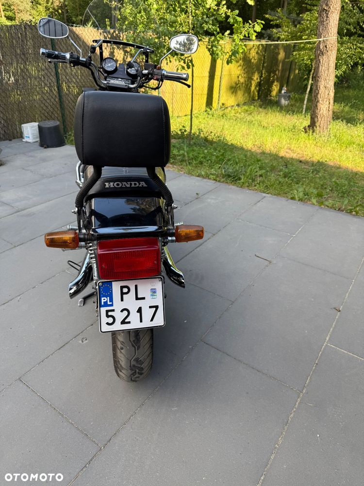 Honda Nighthawk - 10
