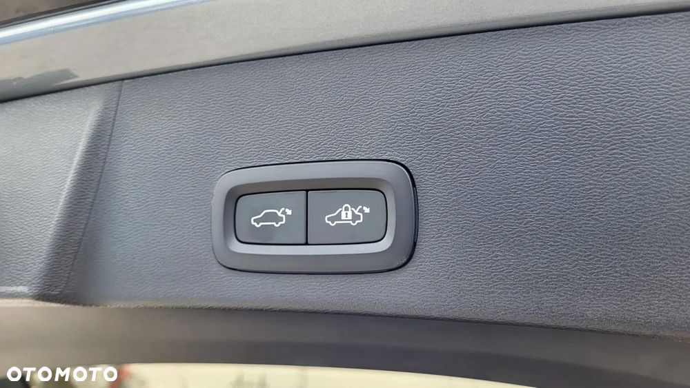 Volvo XC 40 - 34
