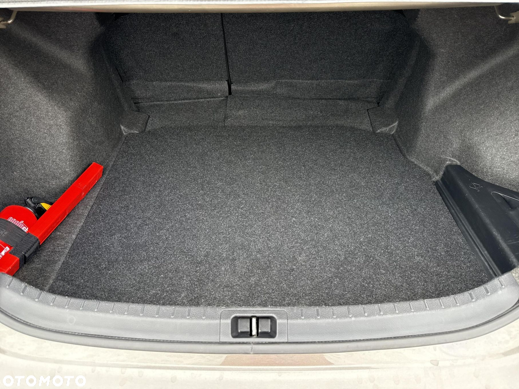 Toyota Corolla 1.6 Premium EU6 - 23