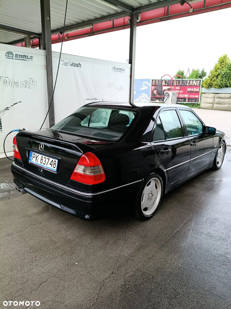 Mercedes-Benz Klasa C 36 AMG - 4