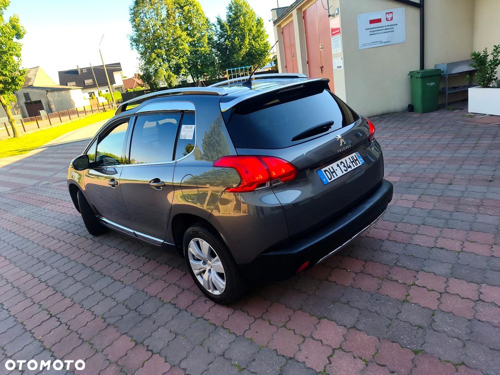 Peugeot 2008 e-HDi FAP 115 STOP & START Allure - 4