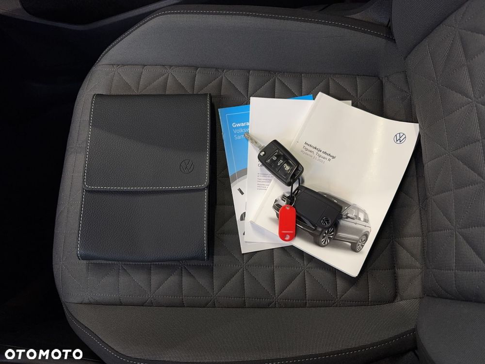 Volkswagen Tiguan - 30