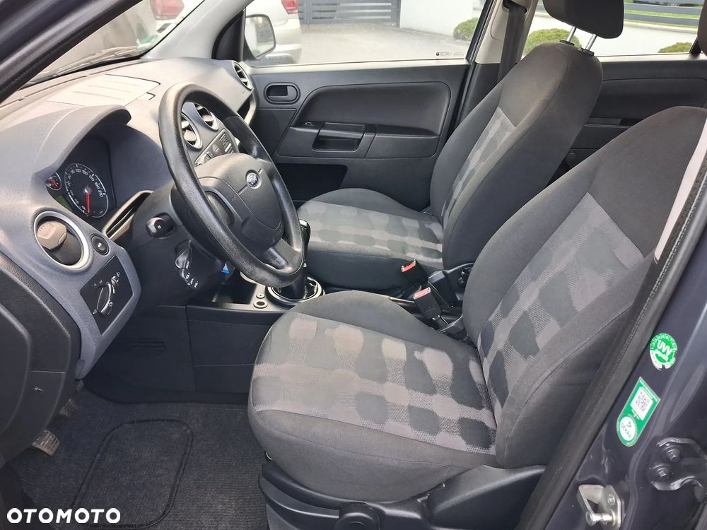 Ford Fusion 1.4 Style - 8