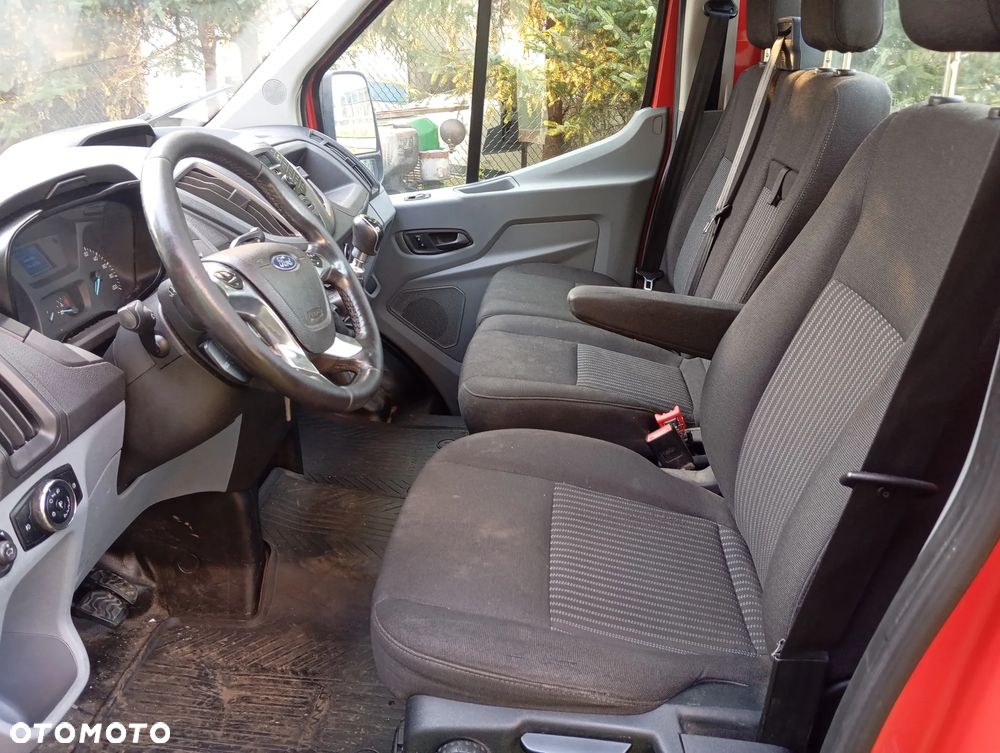 Ford Transit - 13
