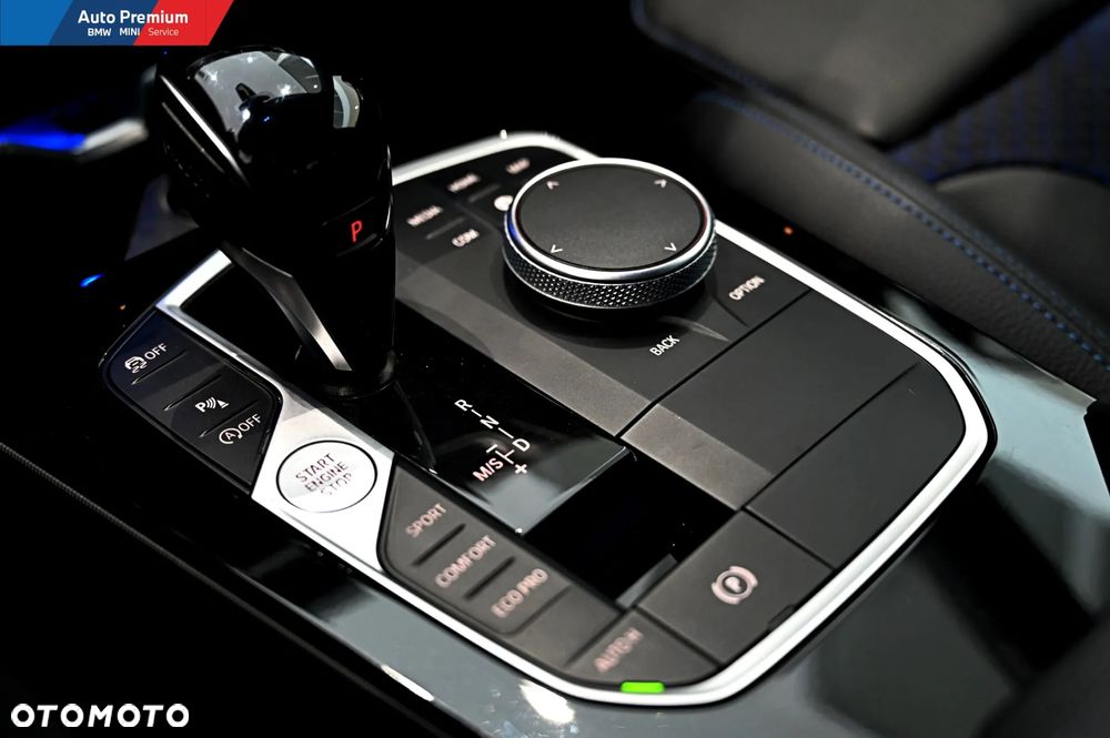 BMW Seria 2 218i M Sport - 9