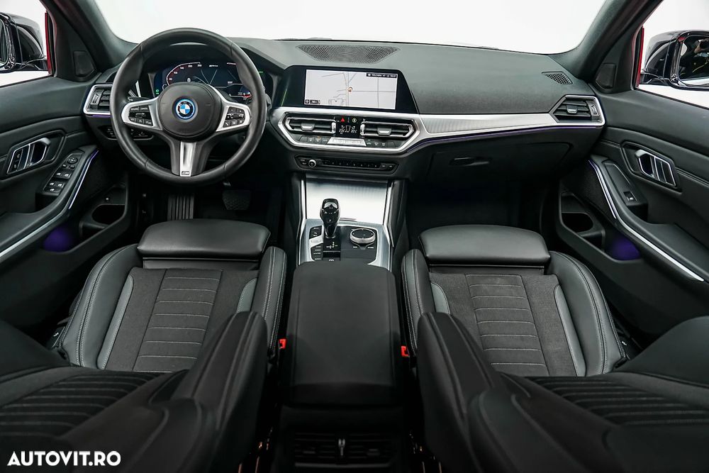 BMW Seria 3 320e Aut. Sport Line - 2