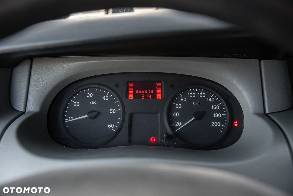 Nissan Primastar - 12