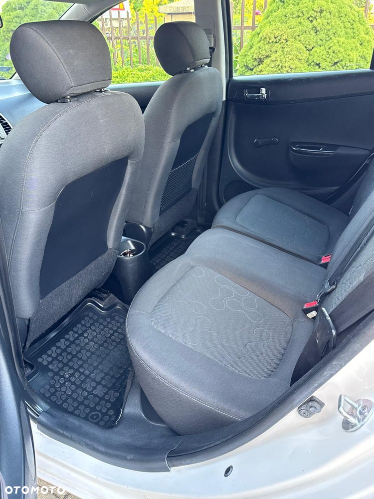 Hyundai i20 1.2 Comfort - 11