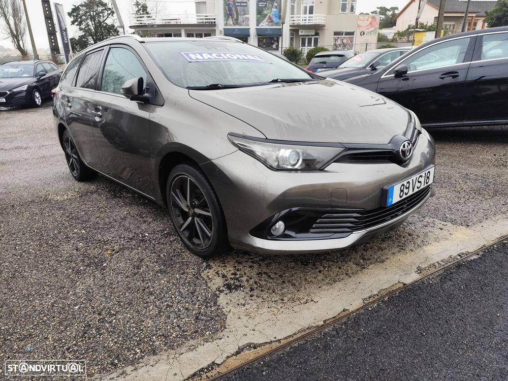 Toyota Auris Touring Sports 1.4 D-4D C.+P.Sport+Navi - 2