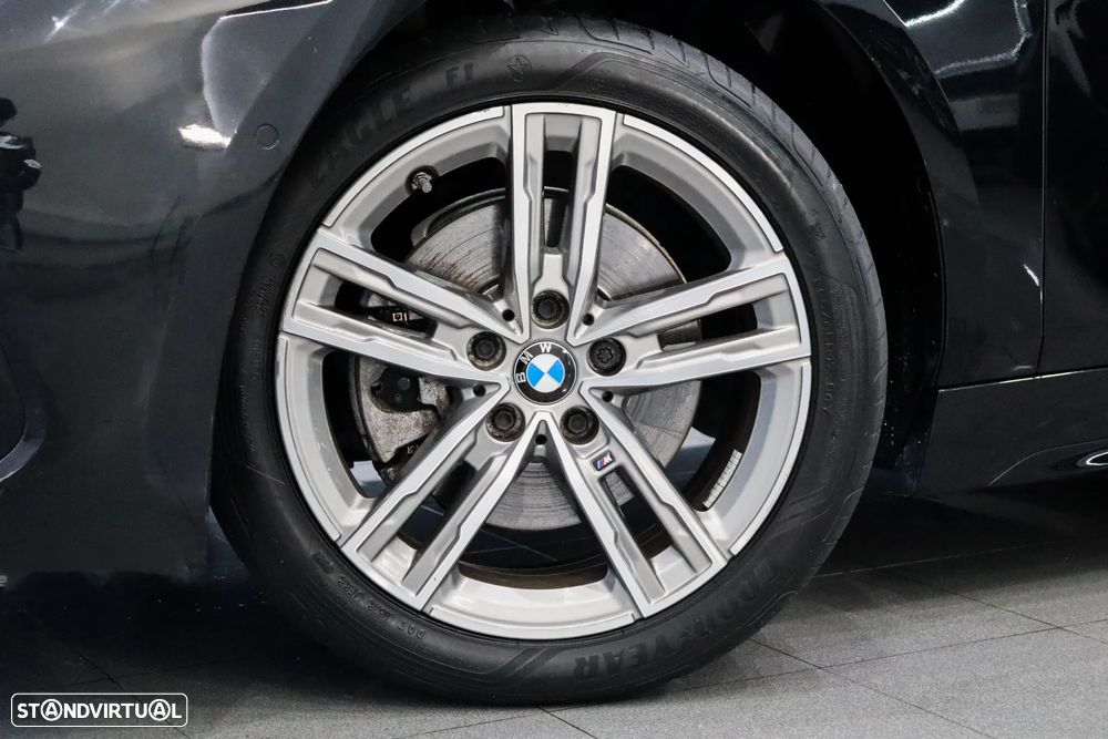 BMW 116 d Pack Desportivo M Auto - 9