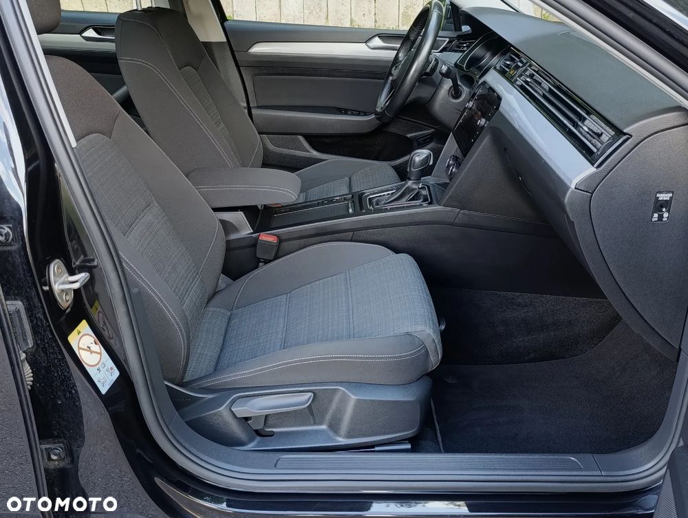 Volkswagen Passat 2.0 TDI EVO Business DSG - 16