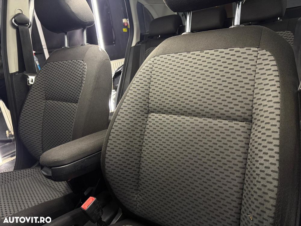 Skoda Fabia 1.6 TDI DPF Combi Ambiente - 8