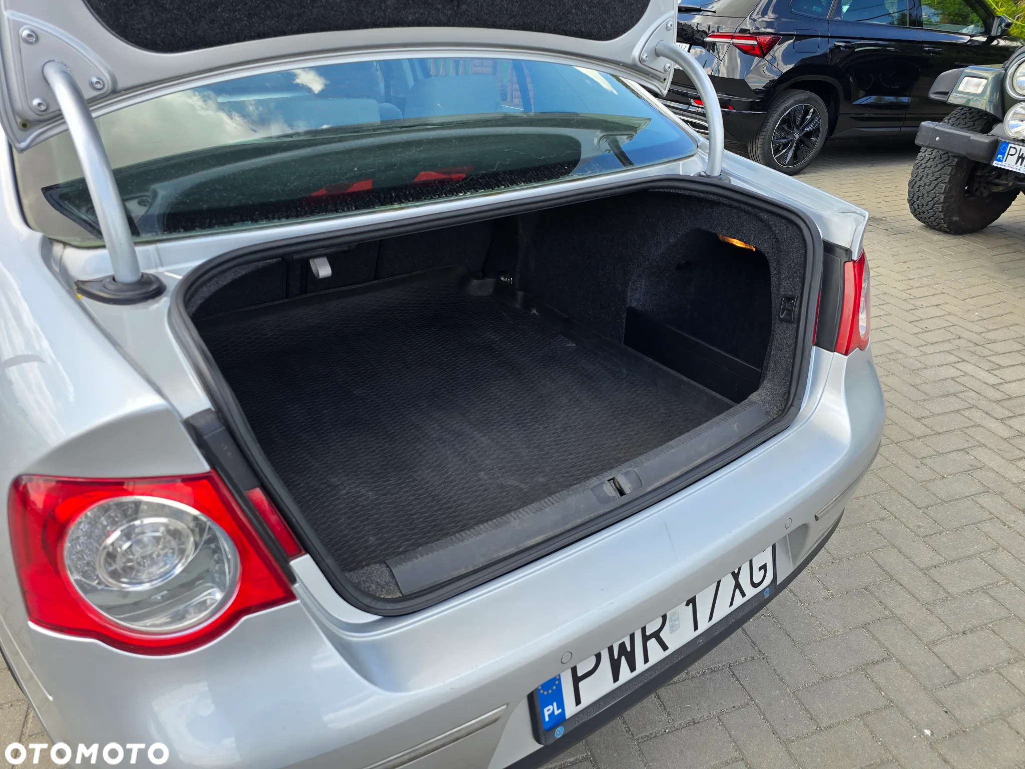 Volkswagen Passat - 18