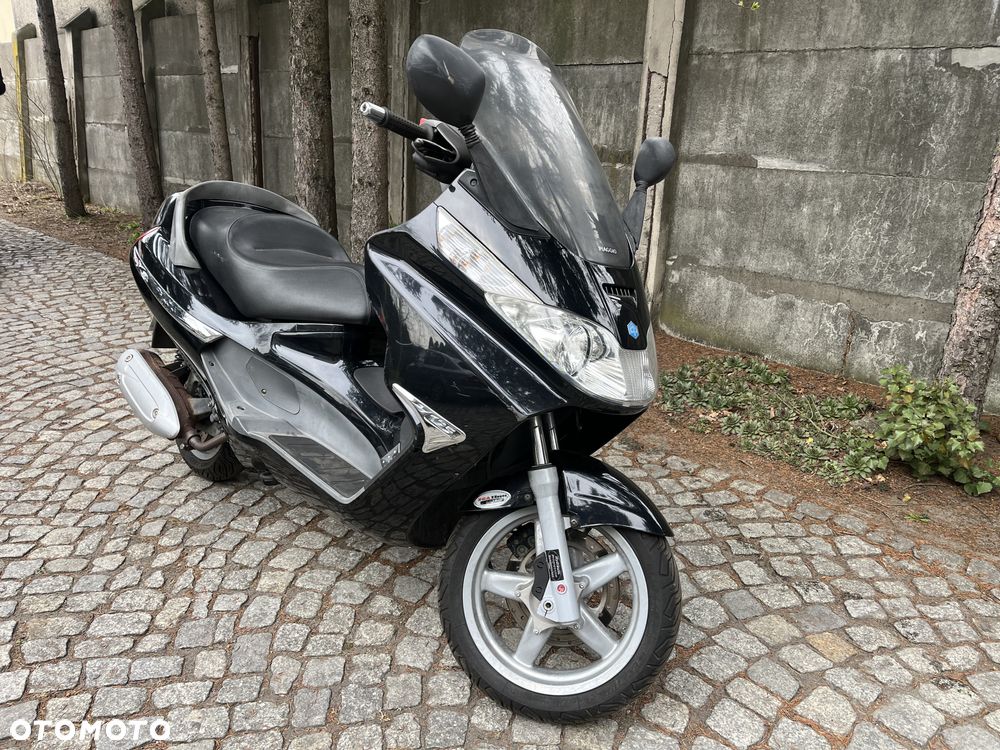 Piaggio X8 - 2