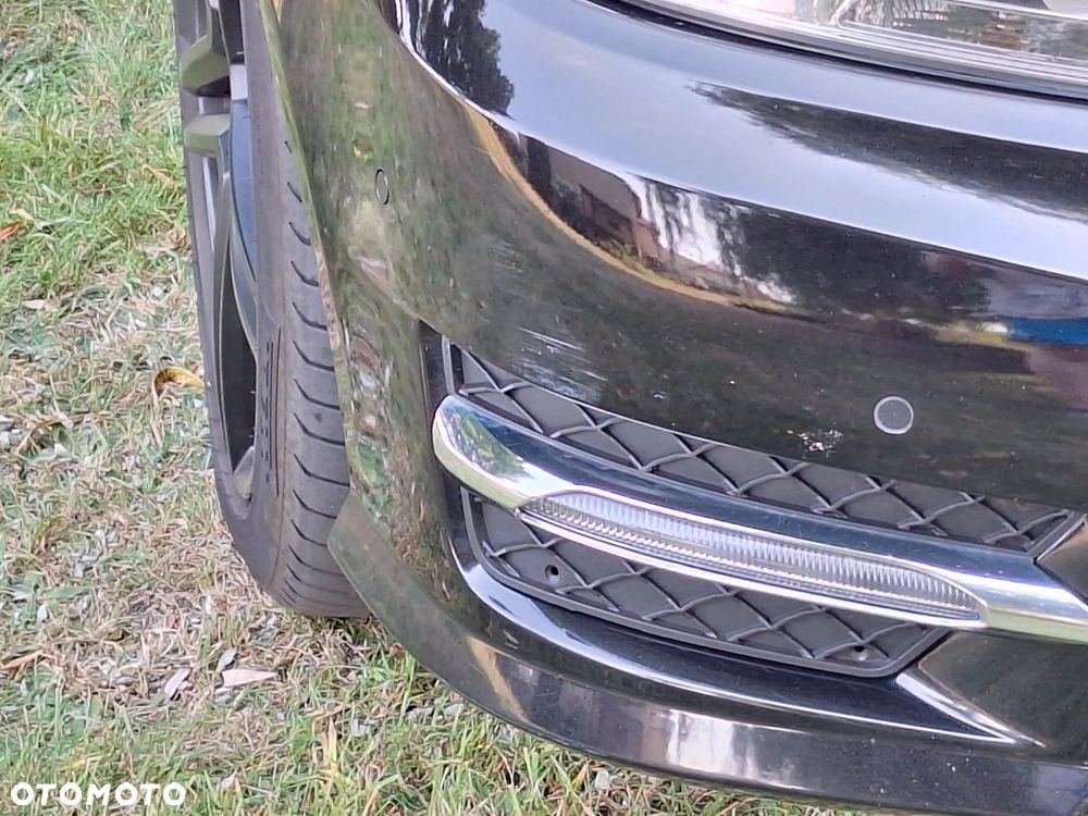 Mercedes-Benz Klasa C 180 CGI BlueEFFICIENCY Avantgarde - 18