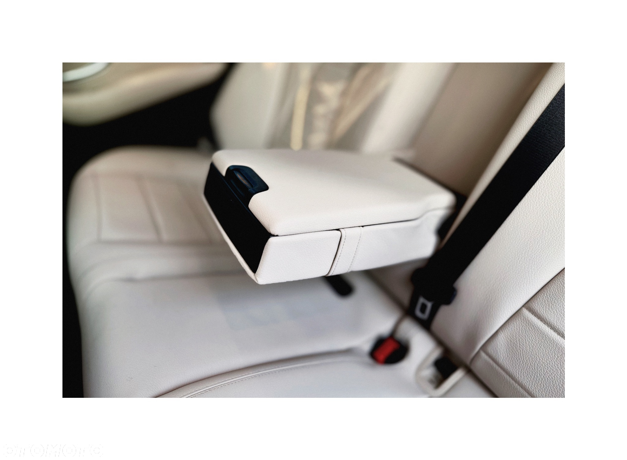 Mercedes-Benz Klasa E 220 d 4-Matic Business Edition - 19