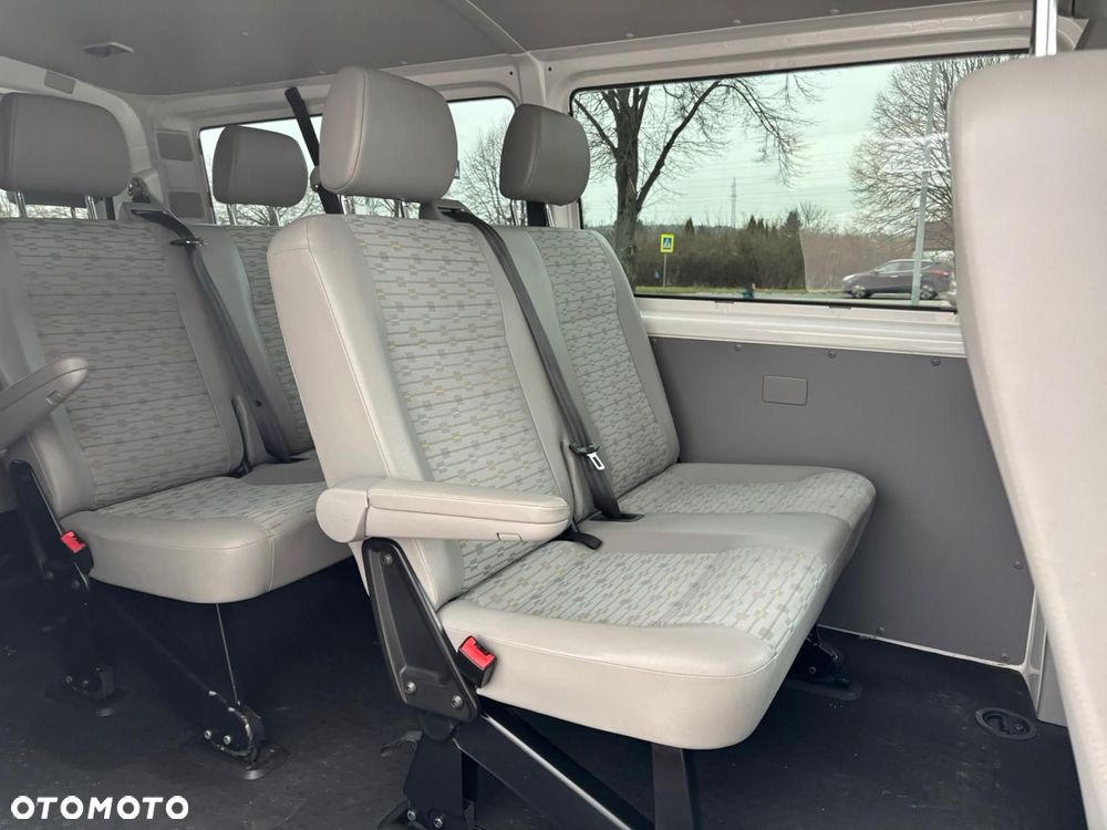 Volkswagen Transporter Caravelle Lang Profi - 20