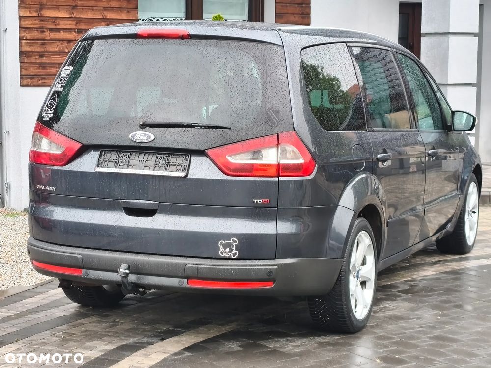 Ford Galaxy 2.0 TDCi Titanium - 15