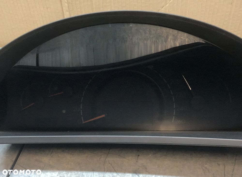 MERCEDES W220 LICZNIK 3.2 CDI A220540774780 - 2