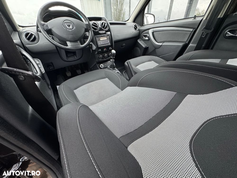 Dacia Duster dCi 110 FAP 4x4 Laureate - 21