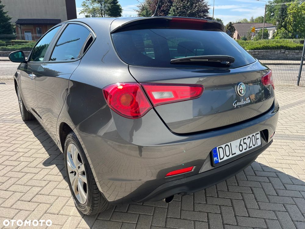 Alfa Romeo Giulietta - 5