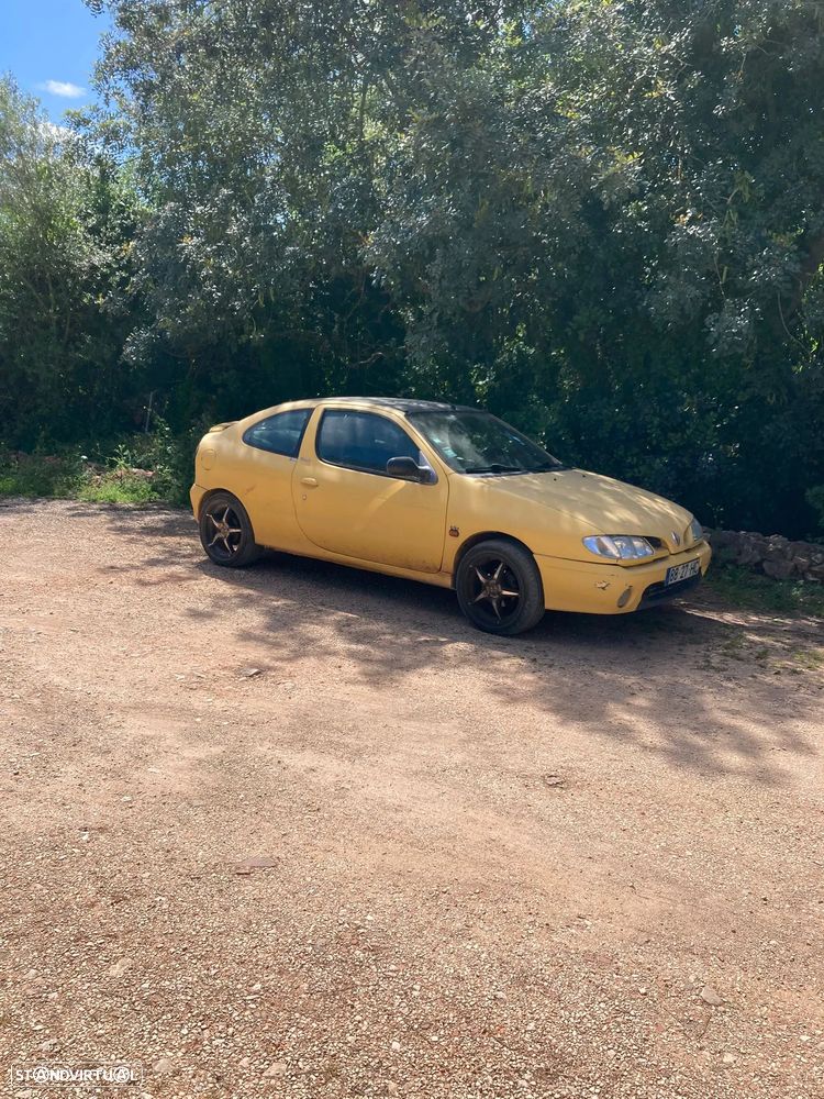 Renault Mégane Grand Coupe - 1