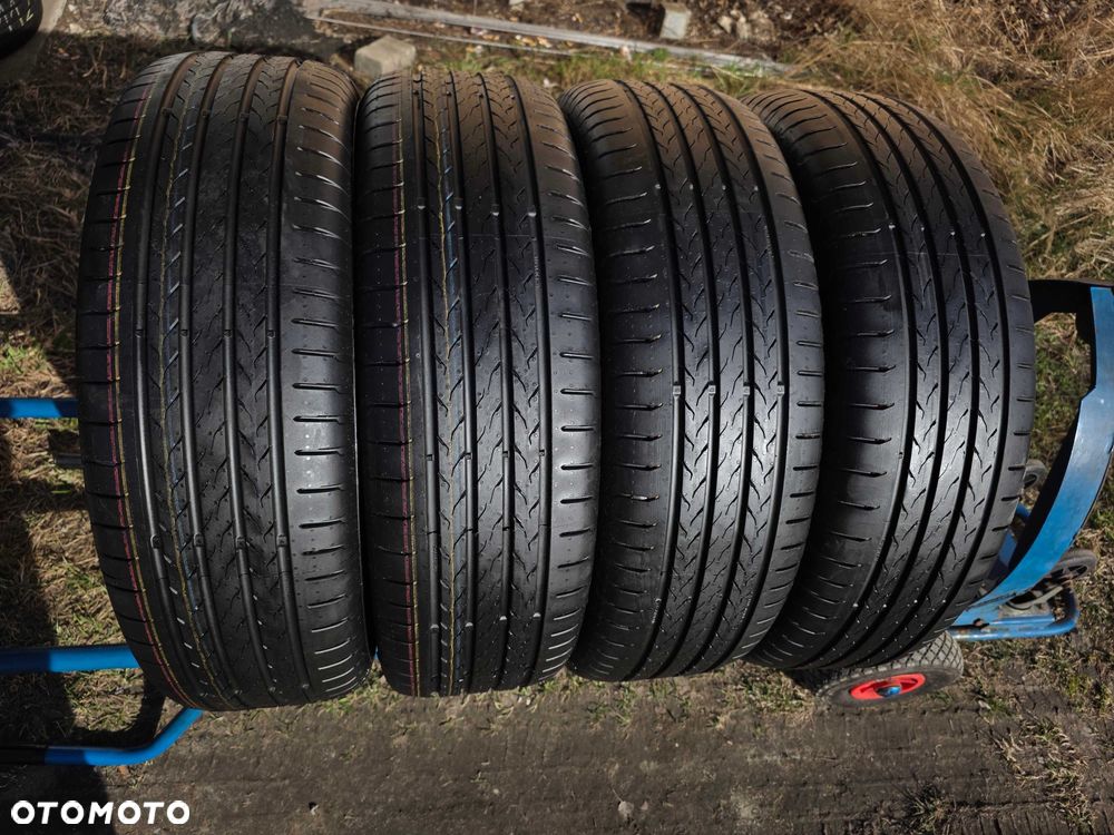 Opony letnie klasy premium CONTINENTAL 215/60/18 NOWE DEMO 2024 r.