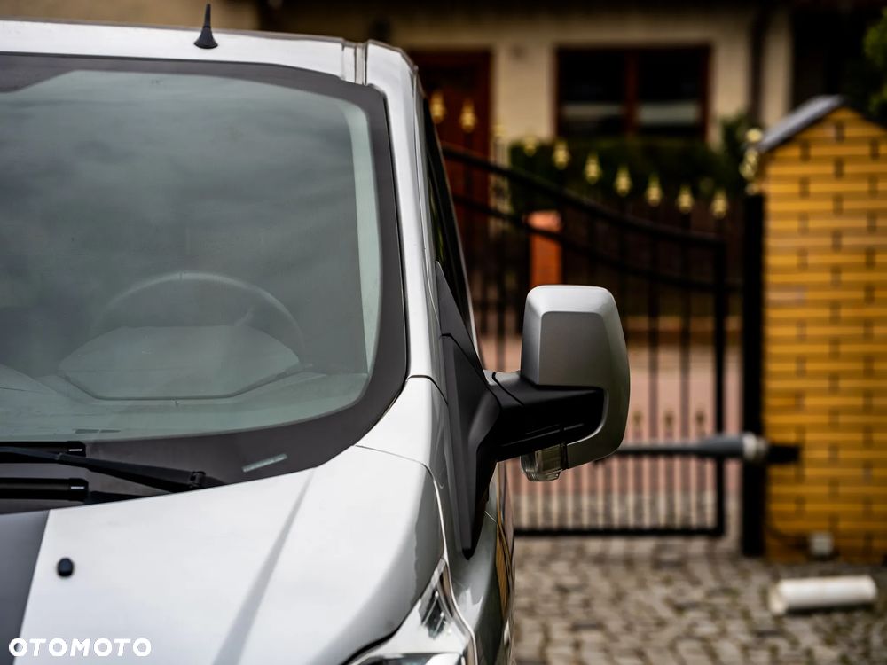 Ford Transit Custom - 12