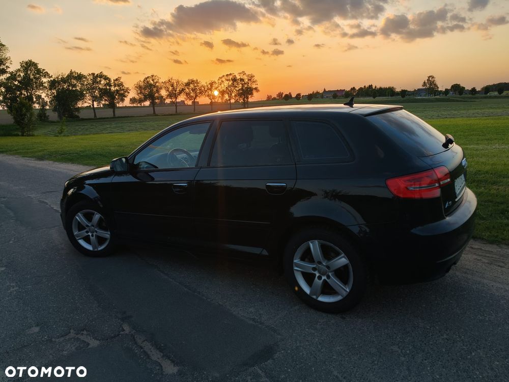 Audi A3 Sportback 1.4 TFSI S line Sportpaket - 19